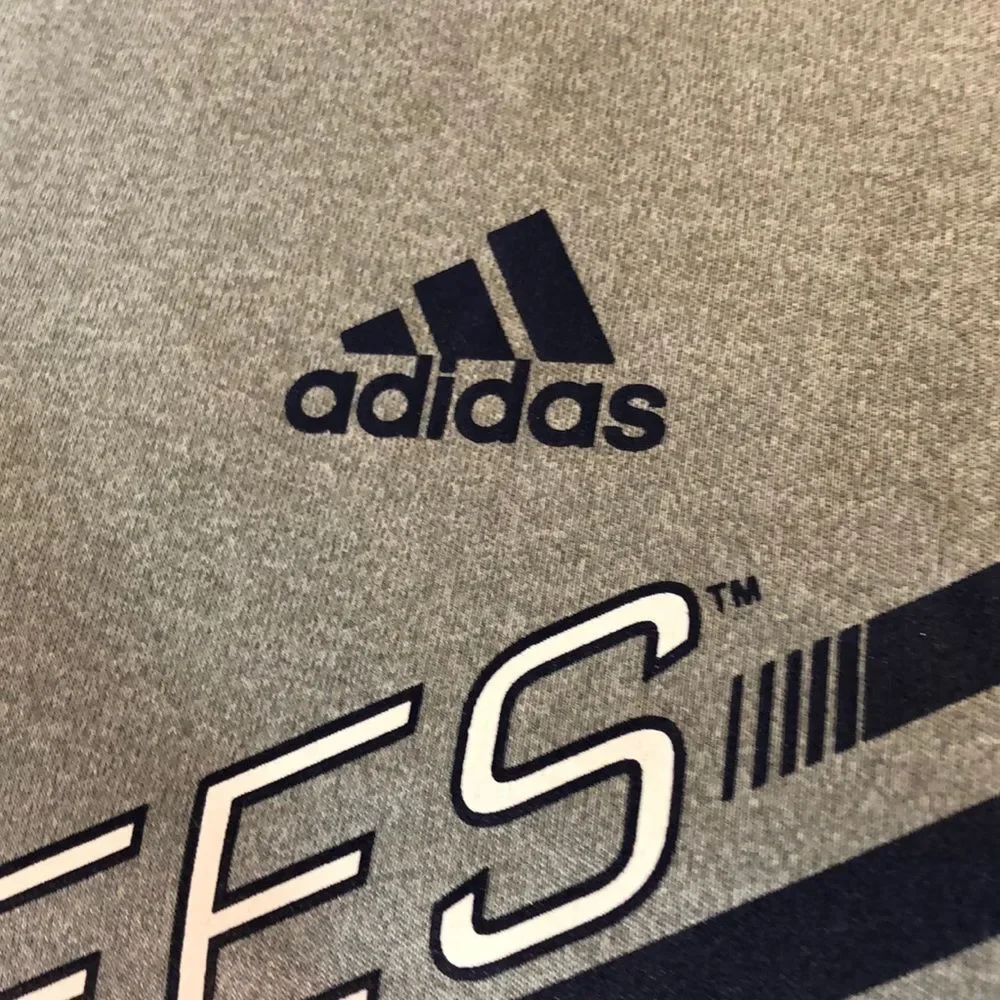 Adidas NY Yankees Gray Workout Tee M - Picture 3 of 11